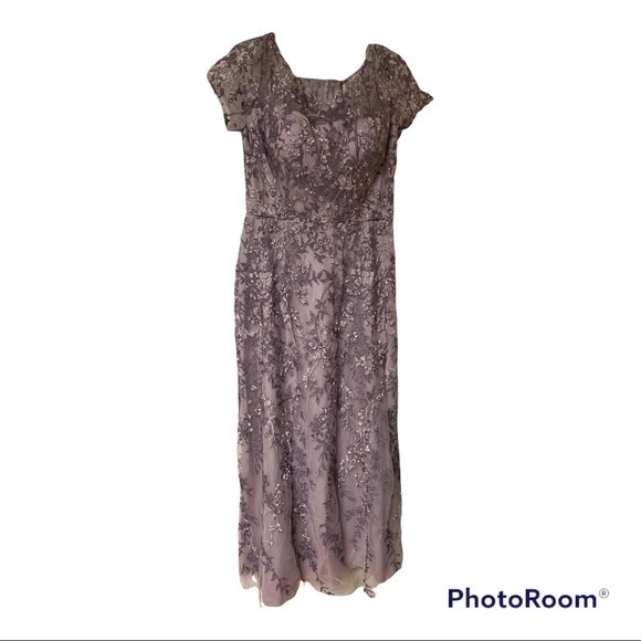 LAFEMME 27956 DUSTY LILAC COLUMN GOWN - Picture 1 of 11
